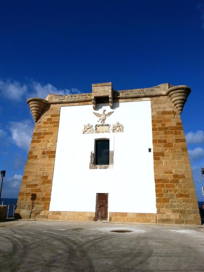 Apartament La Torre Dell'Orologio Apartament Trapani Zewnętrze zdjęcie